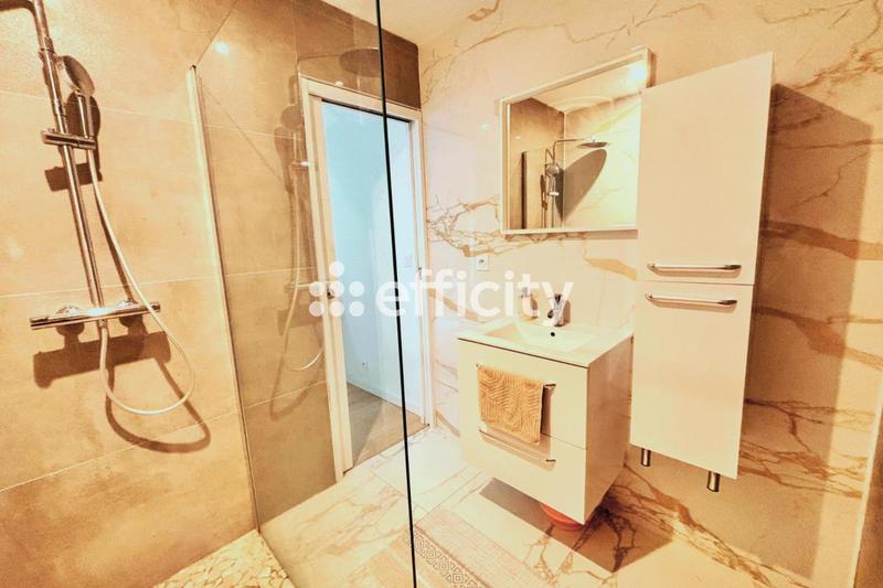 Maison - 147 m² - 5 pièces