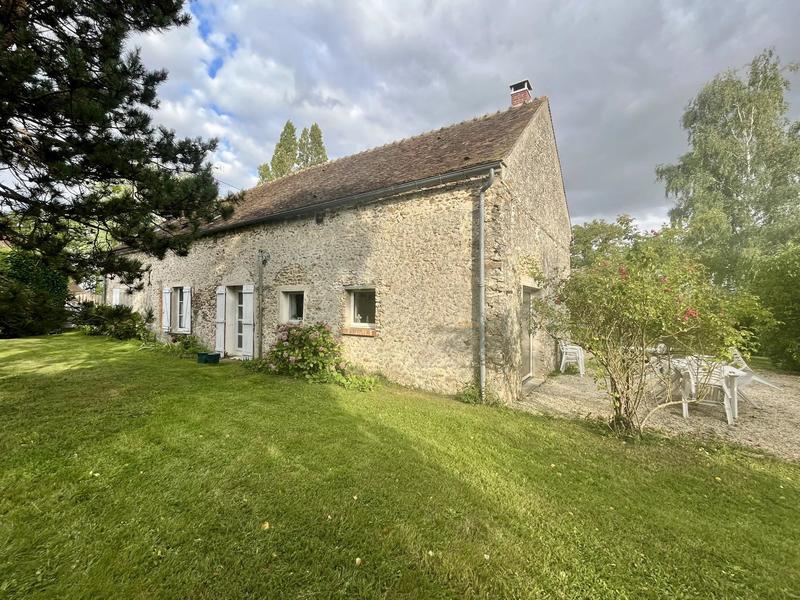 Maison - 151 m² - 8 pièces