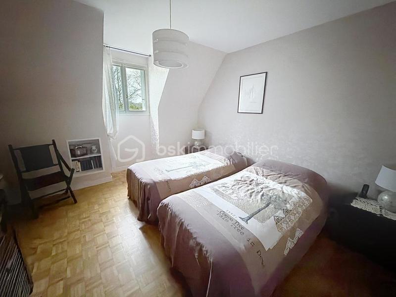 Maison - 167 m² - 7 pièces