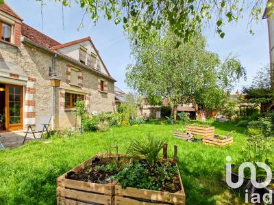 Maison - 211 m² - 8 pièces