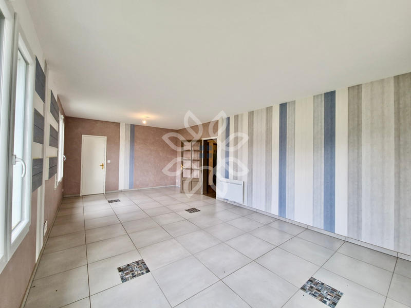 Propriété - 361 m² - 10 pièces