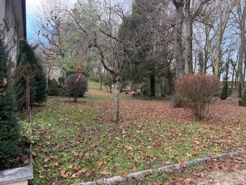 Maison - 425 m² - 13 pièces