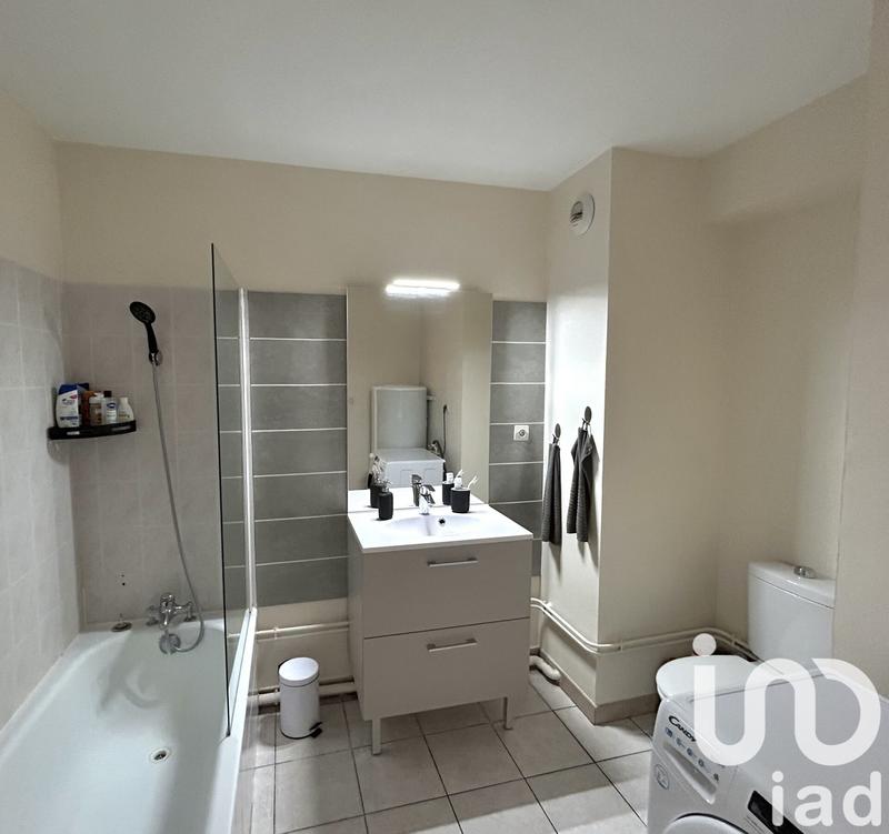 Studio - 30 m² - 1 pièce