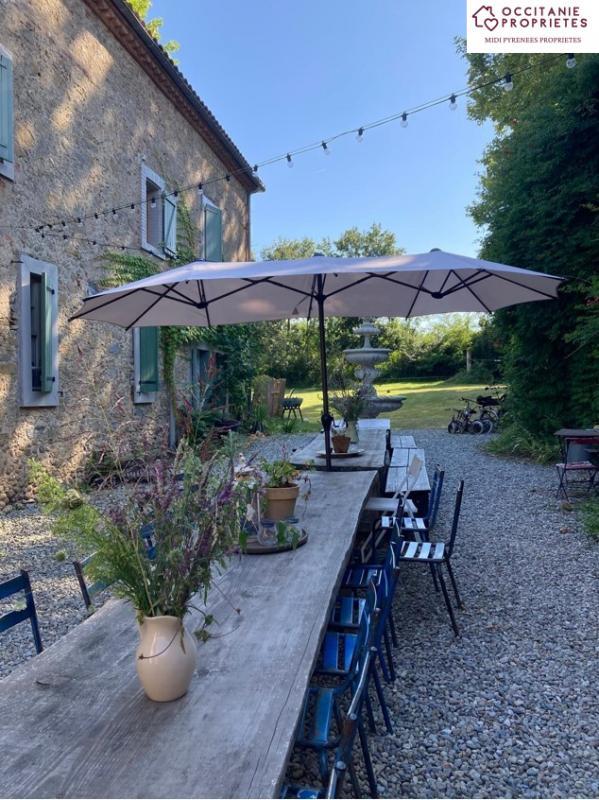 Maison de maîtres - 585 m² - 20 pièces