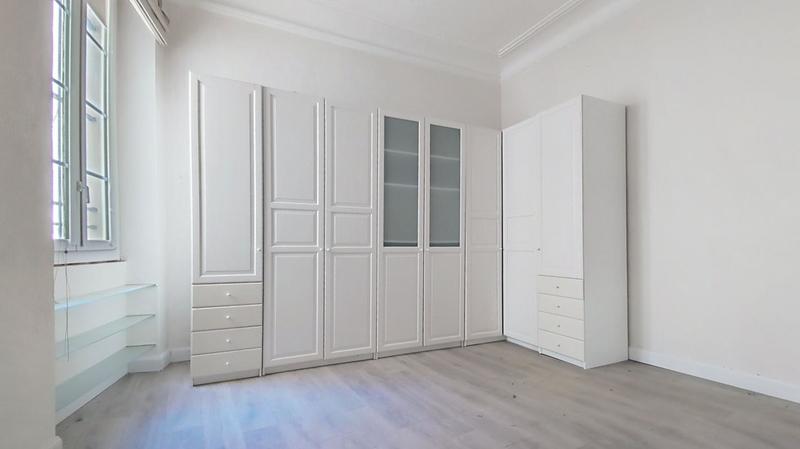 Appartement - 148 m² - 3 pièces