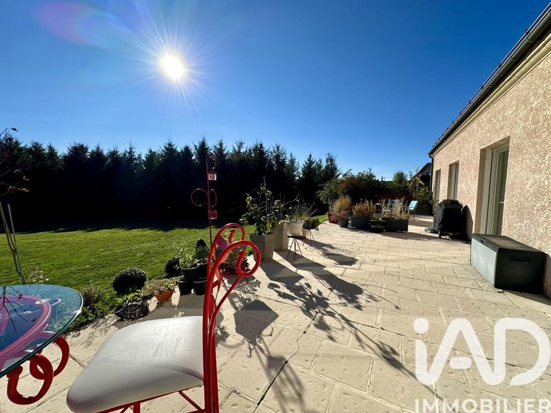 Maison de maîtres - 303 m² - 13 pièces