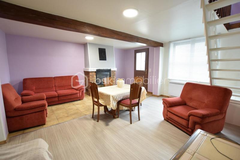 Maison - 210 m² - 8 pièces