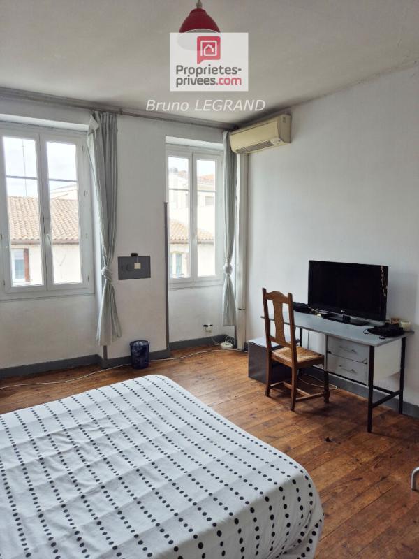 Maison - 450 m² - 12 pièces