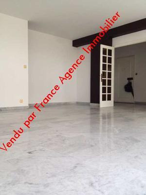 Appartement - 128 m² - 5 pièces