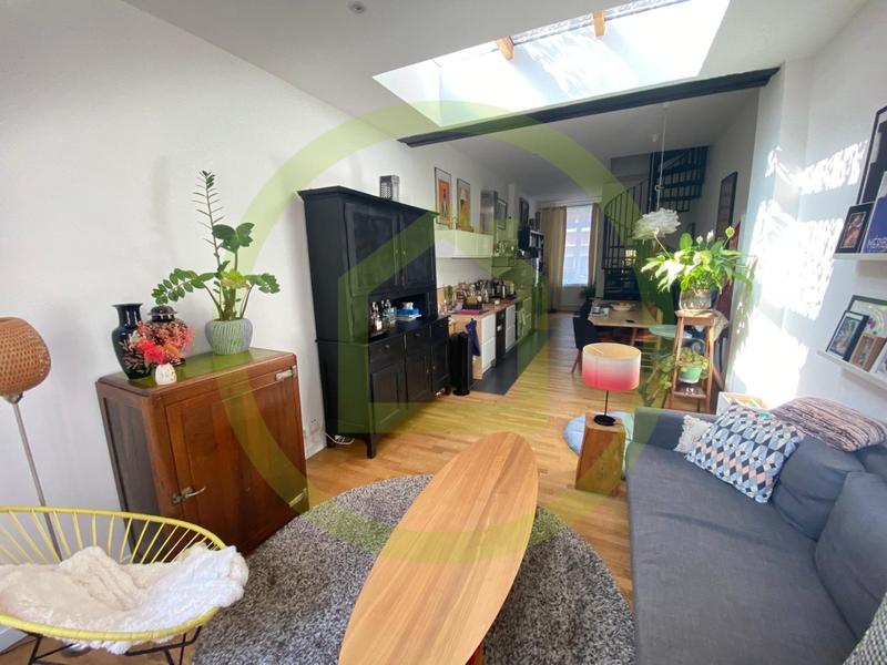 Maison - 91 m² - 5 pièces