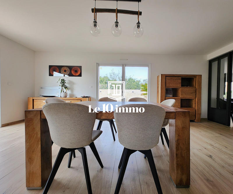 Maison - 180 m² - 7 pièces