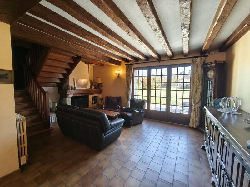 Maison - 110 m² - 8 pièces