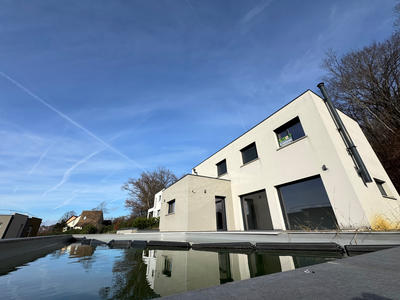 Maison - 155 m² - 6 pièces