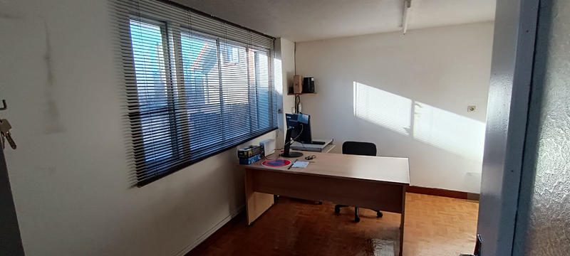 Maison - 291 m² - 4 pièces