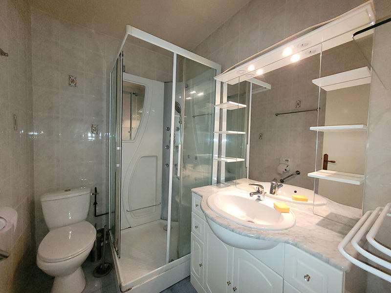 Maison - 94 m² - 5 pièces