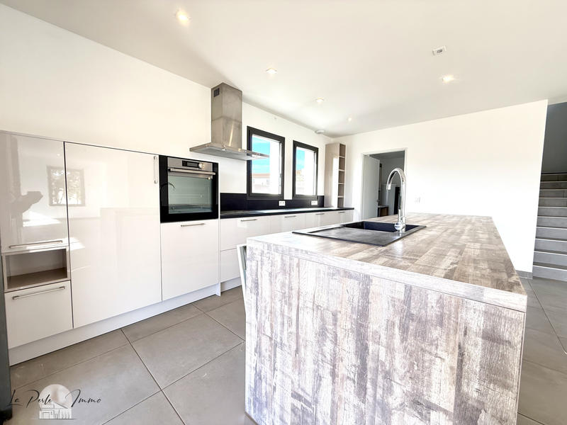 Villa - 175 m² - 5 pièces