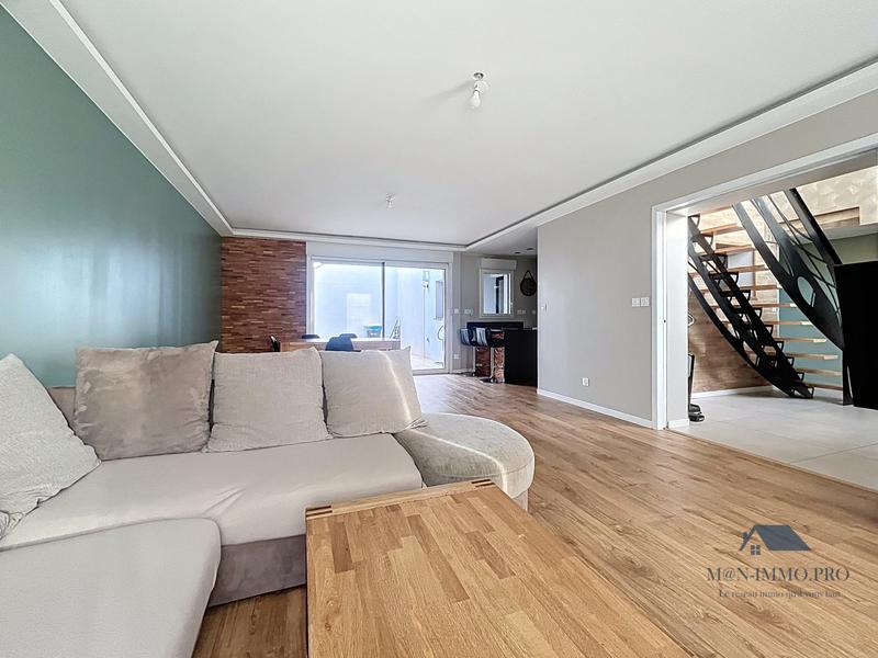 Maison contemporaine - 140 m² - 7 pièces