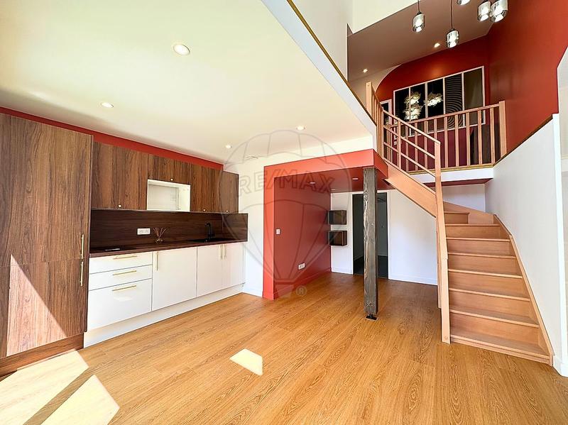 Maison - 177 m² - 6 pièces