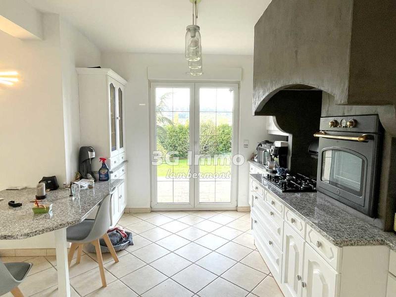 Maison - 180 m² - 6 pièces