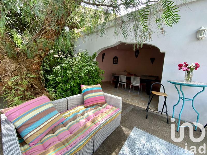 Maison - 232 m² - 8 pièces