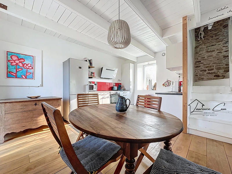 Maison - 184 m² - 6 pièces