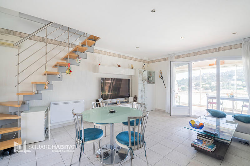 Maison - 97 m² - 4 pièces