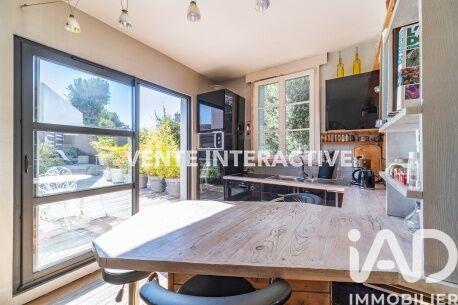 Maison - 140 m² - 6 pièces