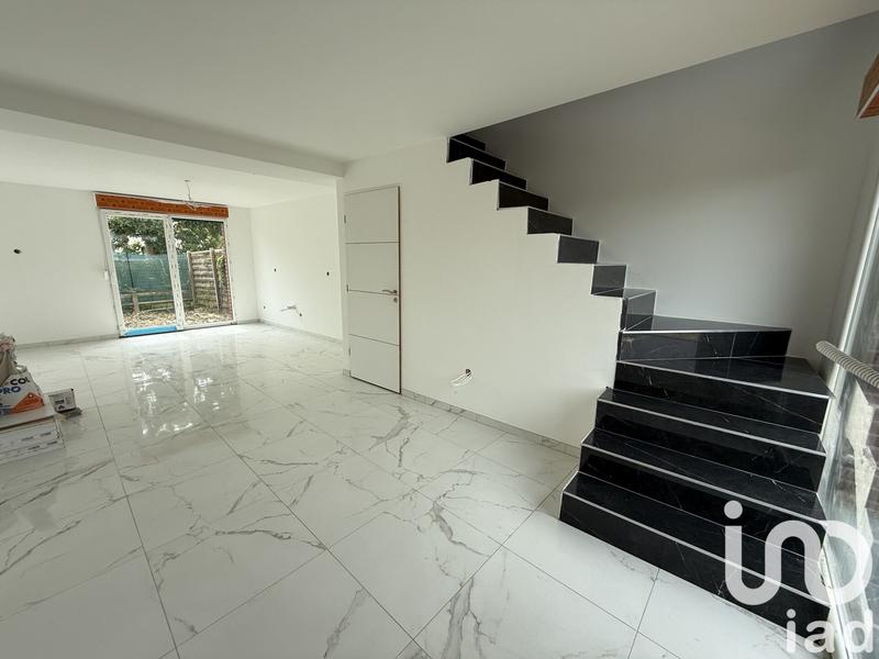 Maison de ville - 108 m² - 6 pièces