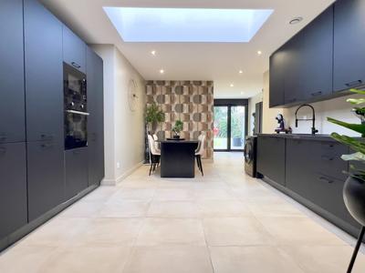 Maison - 103 m² - 5 pièces