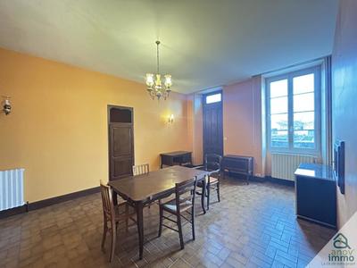 Maison de ville - 350 m² - 10 pièces