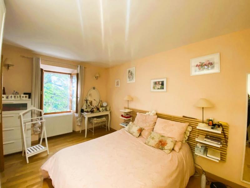 Villa - 217 m² - 8 pièces