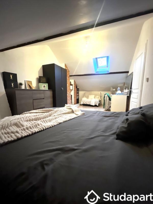 Chambre - 12 m² - 1 pièce