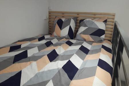 Studio - 28 m² - 1 pièce