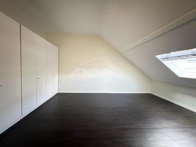 Maison - 193 m² - 7 pièces