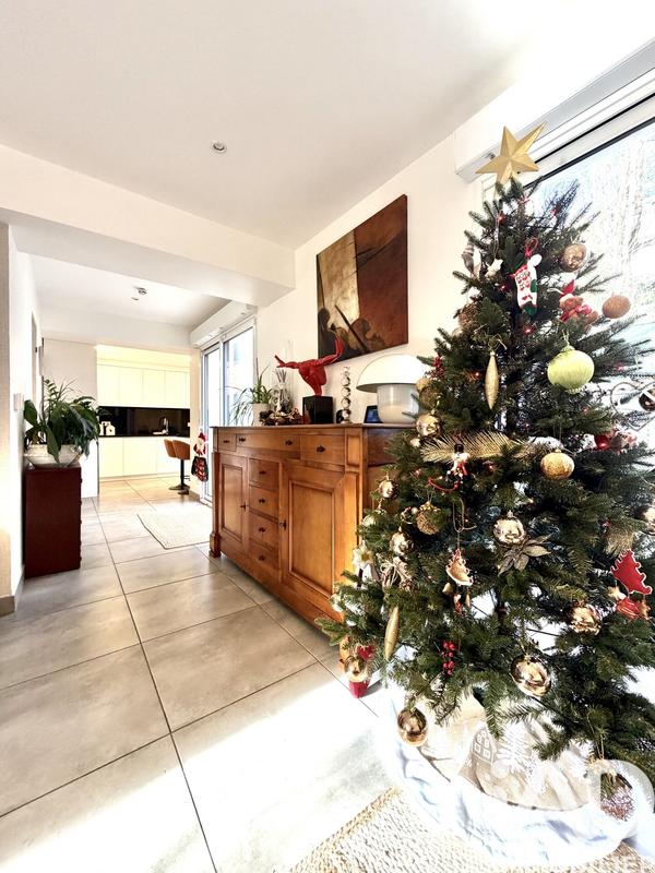 Maison - 154 m² - 5 pièces