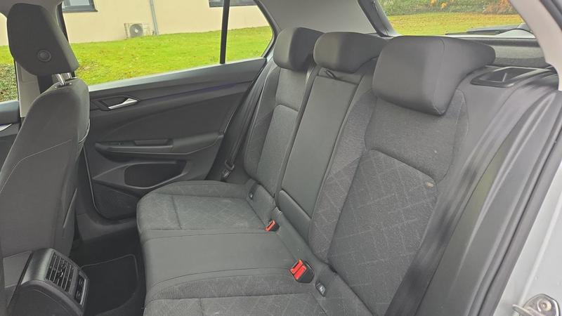 Volkswagen Golf VIII 2.0 Tdi Scr 115 Dsg7 Style