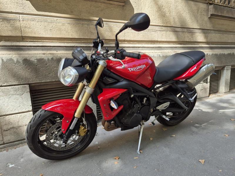 Triumph Street Triple
