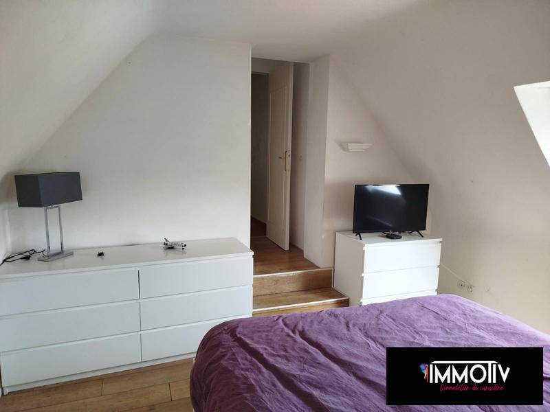 Maison traditionnelle - 102 m² - 6 pièces