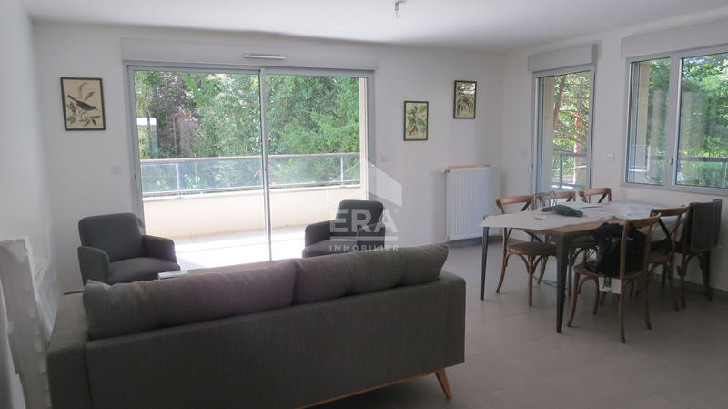 Appartement - 83 m² - 4 pièces