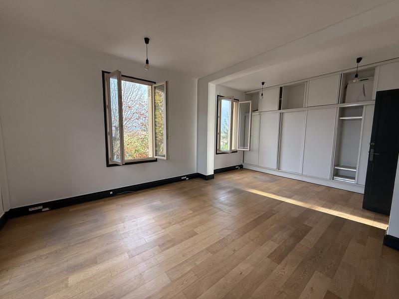 Local d'activités - 513 m²