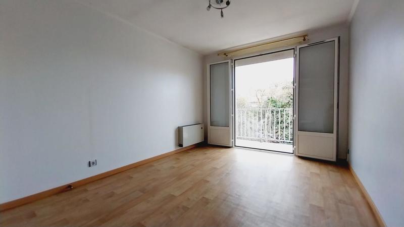 Immeuble - 181 m² - 6 pièces