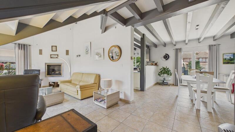 Maison - 170 m² - 7 pièces