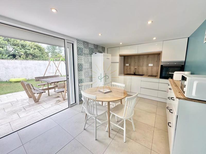 Maison - 134 m² - 5 pièces