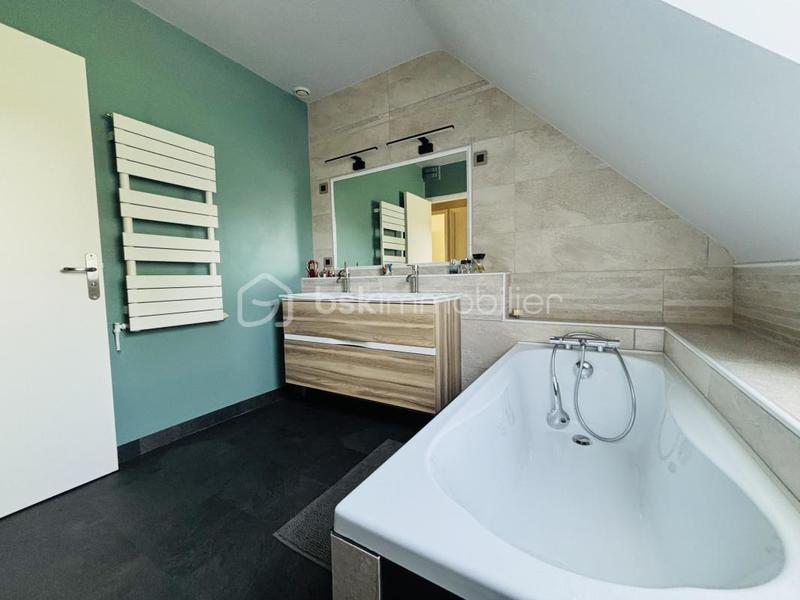 Maison de ville - 151 m² - 7 pièces