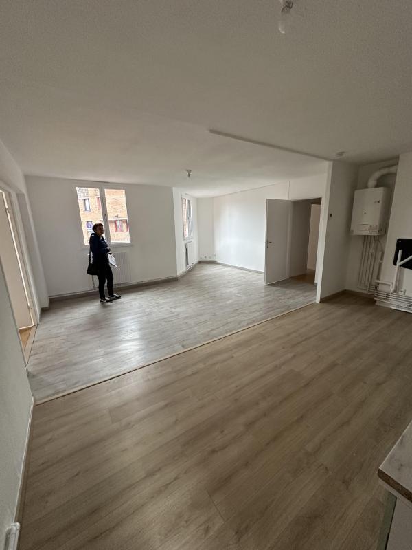 Appartement - 96 m² - 5 pièces
