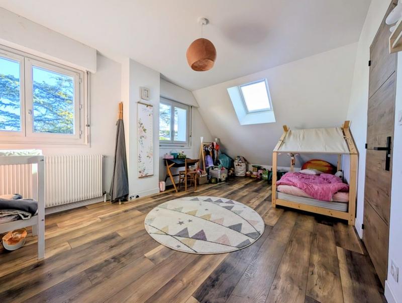 Maison - 157 m² - 7 pièces