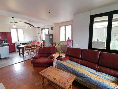 Maison - 100 m² - 5 pièces