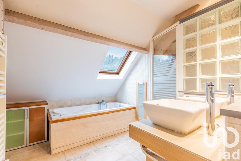 Maison - 128 m² - 4 pièces