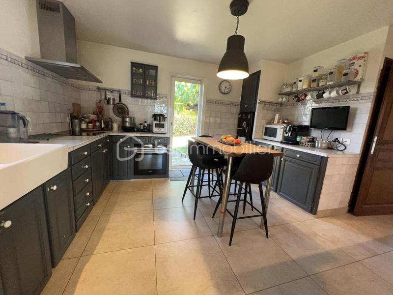 Villa - 186 m² - 6 pièces