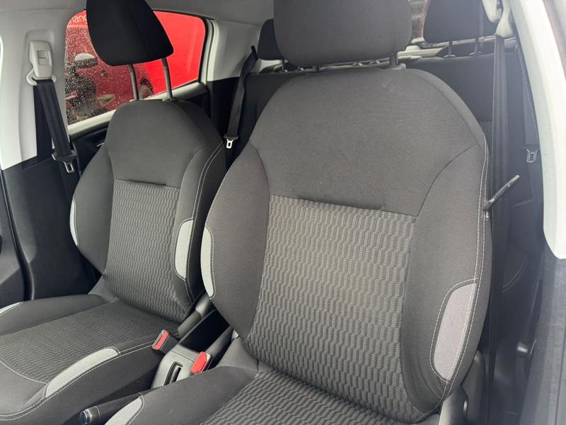 Peugeot 208 1.2 Vti 82 Cv Style 18100 Klm
